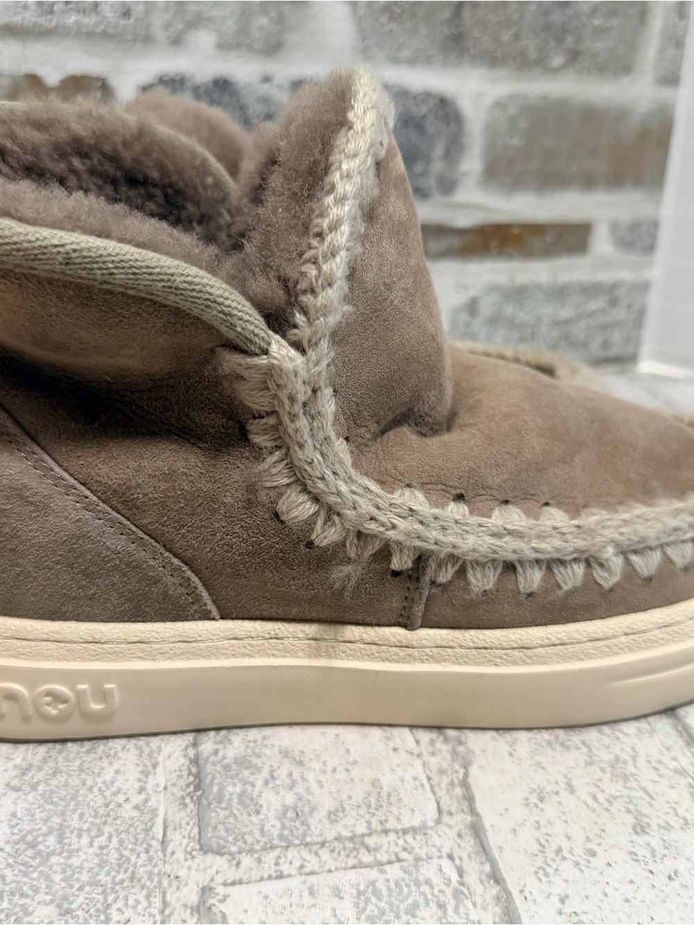 Eskimo shearling lined bootie Bold Glitter Logo size 39 - Picture 3 of 13
